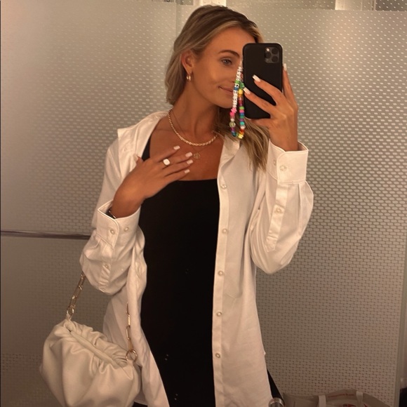 Meet your Posher, Meagan - Picture 3 of 4